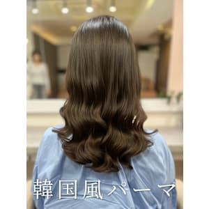 大人可愛い韓国風パーマ