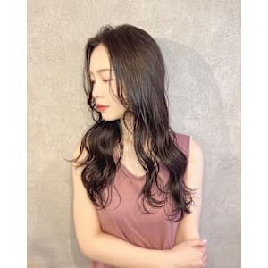 グレージュ×レイヤー