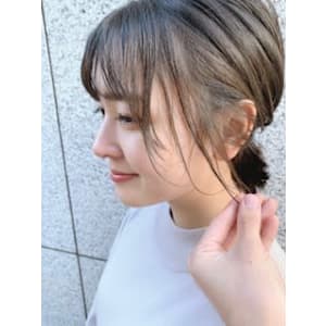 シースルーな顔周り