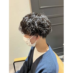 シャドウパーマ