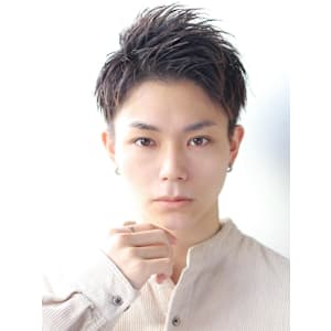 軽やかに決まる！スリークショート