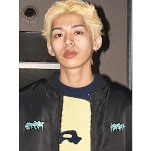 #抜きっぱなしスパイキーショートブロンド金髪#フェザーパーマ