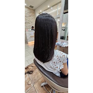 自然なツヤ感☆ナチュラルストレート