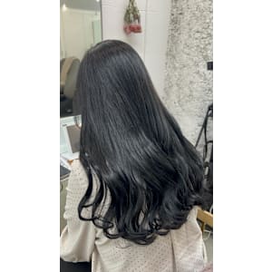 《花屋併設》暗めナチュラルカラー