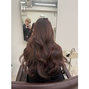 ピンクブラウン