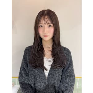 お顔周りだけで可愛すぎるレイヤーカット