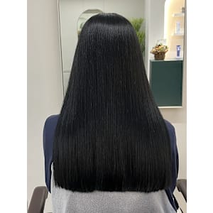 艶髪ブラックヘア