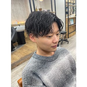 ハイライトマッシュパーマイメチェン黒髪メンズカット