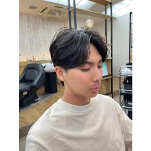 メンズカットナチュラルマッシュパーマウルフアッシュブラック