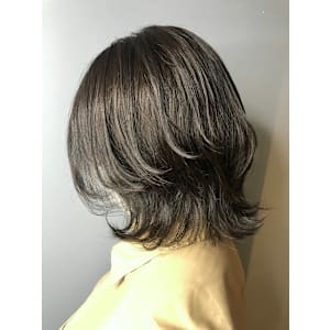 ワンレンボブ前下がりショート内巻きワンカール鎖骨ミディアム