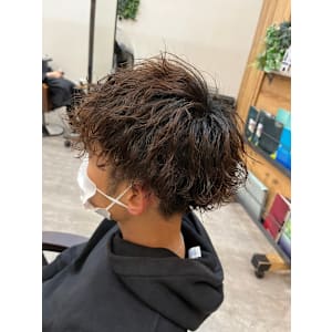 爽やかツーブロック刈り上げ束感アップバング