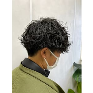 爽やかツーブロック刈り上げ束感アップバング