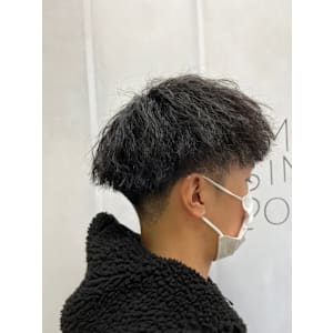 爽やかツーブロック刈り上げ束感アップバング