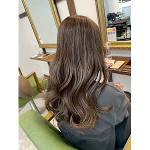 髪質改善/縮毛矯正/韓国風/ハイライト/ミルクティーベージュ - newi saLyu 立川【ネウィ サリュー タチカワ】掲載中