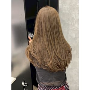 ハニーベージュカラー＆レイヤーカット/大通駅個室サロン