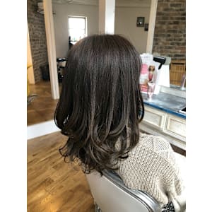 ミディアムレイヤー×ナチュラルグラデーションカラー