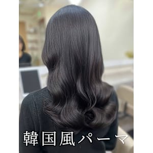 大人綺麗な韓国風パーマ