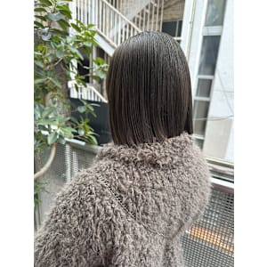 　こなれ感切りっぱなしボブ