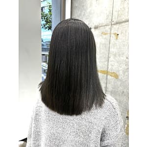 カーキグレージュ