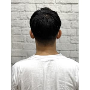 ツーブロアップバングショート