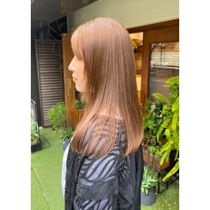 初夏のストレートで魅せる美髪ロング - HAIR&HEADSPA SQUARE＊UNO HAKATA【ヘアアンドヘッドスパ スクエアウーノ ハカタ】掲載中