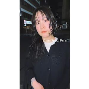 外国人風ビッグスパイラルパーマ