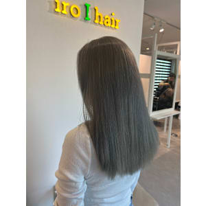 シルバーグレージュ