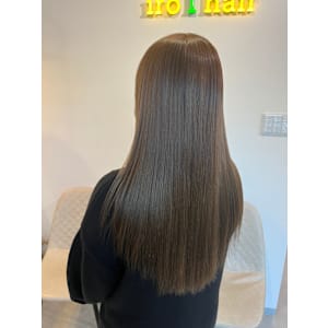 オリーブカラー