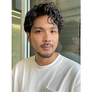 大人男性◎センターパートニュアンスパーマ