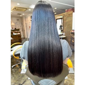 シルキーストレートロング - alpha【アルファ】掲載中