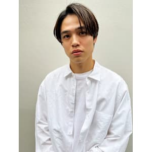 センターパート　パーマ　ツーブロック