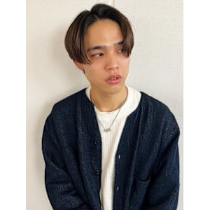 センターパート　ツーブロック