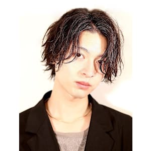 《フェザーパーマ》センターパート