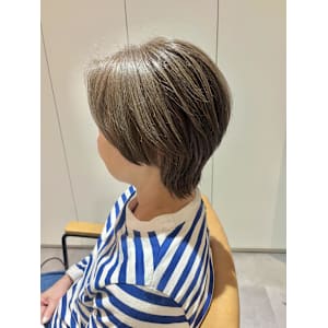 ショートウルフ - 半個室型美容室 Sourire 伊都店【ハンコシツガタビヨウシツスーリールイトテン】掲載中