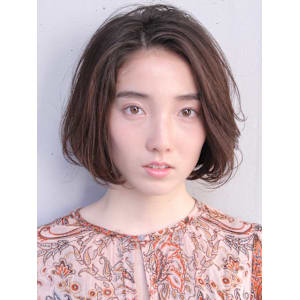 丸みショート・ボブ/丸顔/前髪あり/絶壁解消/30代/40代