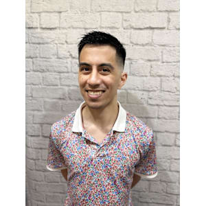 フェードアップバング束感ショート