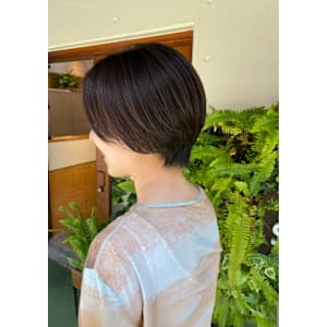 初夏の軽やかハンサムショート