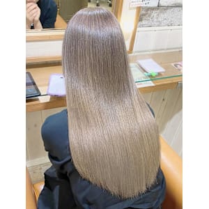 【Neolivekuta】ハイトーンベージュ【町田】