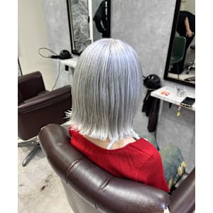 ホワイトカラー×ブリーチ３回 - GLADGE池袋/ダブルカラー/ブリーチ【グラッジイケブクロダブルカラーブリーチ】掲載中