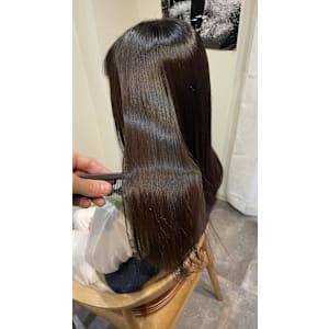 髪質改善ストレート