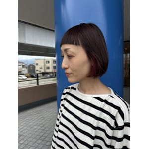 イヤリングカラー