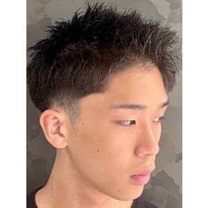 刈り上げショートスタイル