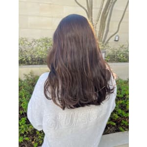 ブリーチなしカラー　透明感ブランジュ　ロングレイヤー　