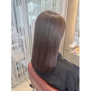 湿気対策には髪質改善ストレート - EMU international 春日部本店【エムインターナショナル】掲載中