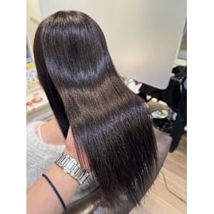 艶のある髪へ縮毛矯正 - CREA茅ヶ崎北口【クレアチガサキキタグチ】掲載中