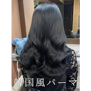 大人ツヤ髪韓国風パーマ - Ammy【アミー】掲載中