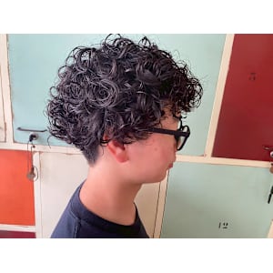 THE BEEHIVE DELUXE×スタイル