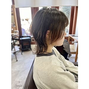 イヤリングカラー/ウルフボブ/外ハネボブ/20代30代40代