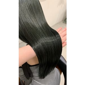 梅雨対策のコスメストレート♪