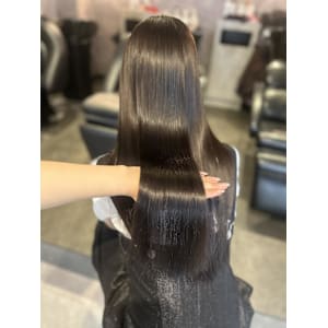 ななせ/アッシュブラウン/艶カラー